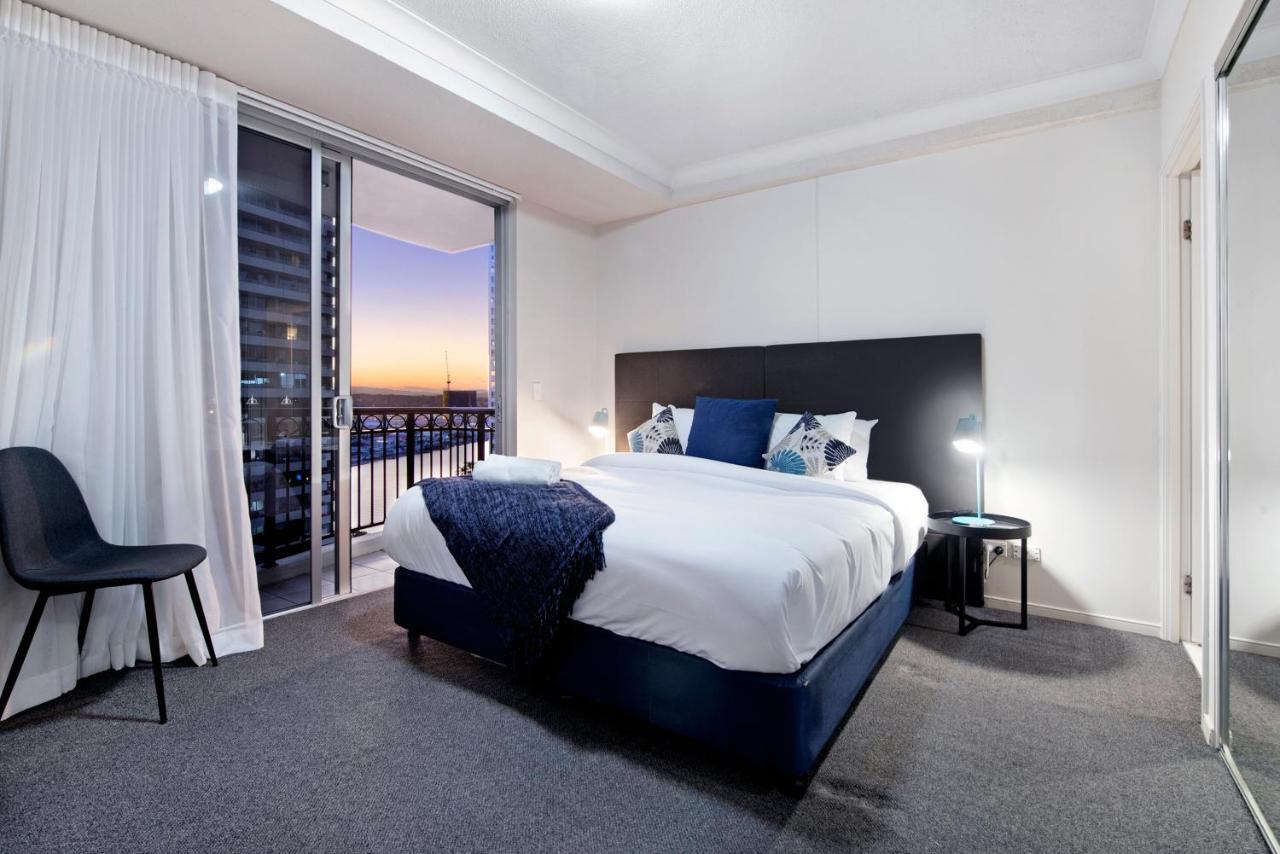 Chevron Renaissance - Self Contained & Privately Managed Apartments 黄金海岸 外观 照片