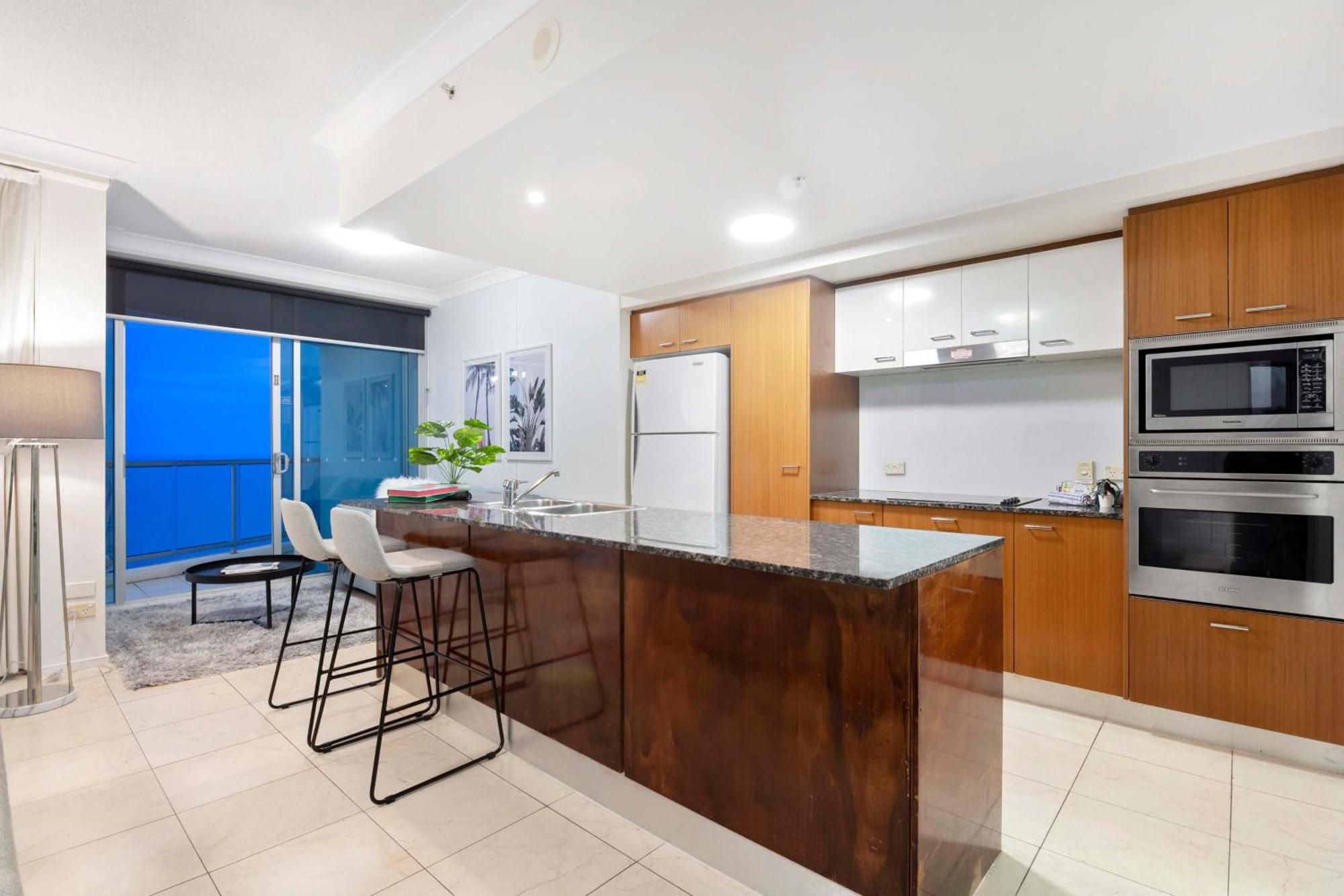 Chevron Renaissance - Self Contained & Privately Managed Apartments 黄金海岸 外观 照片