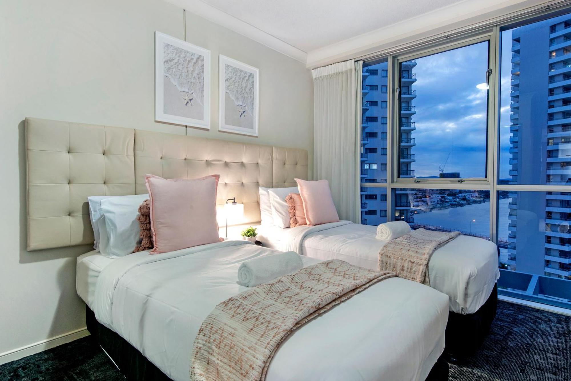 Chevron Renaissance - Self Contained & Privately Managed Apartments 黄金海岸 外观 照片