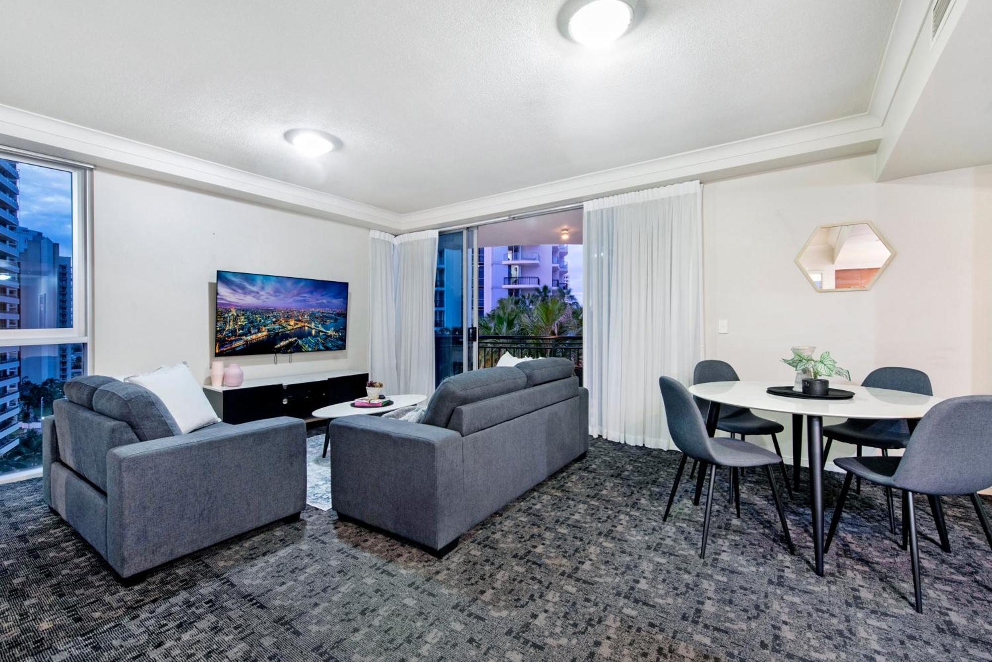 Chevron Renaissance - Self Contained & Privately Managed Apartments 黄金海岸 外观 照片